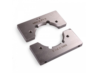 Корректор резьбы колесной оси грузового автомобиля